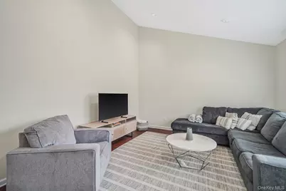 269 Bridgeport Avenue, Medford, NY 11763 - Photo 9