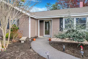 269 Bridgeport Ave, Medford, NY 11763 - Photo 3