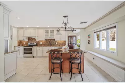 269 Bridgeport Avenue, Medford, NY 11763 - Photo 17