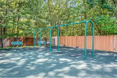 460 Old Town Road #2J, Port Jefferson Station, NY 11776 - Photo 23