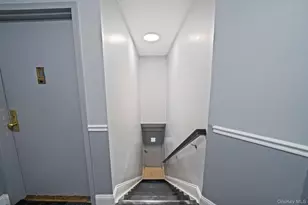 460 Old Town Rd, Port Jefferson Station, NY 11776 - Photo 13