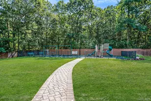 460 Old Town Rd, Port Jefferson Station, NY 11776 - Photo 21