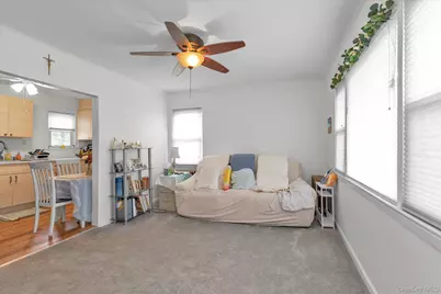 32 Fifth Street, Valley Stream, NY 11581 - Photo 9