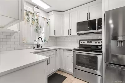 68 A Oneida Avenue, South Setauket, NY 11720 - Photo 3