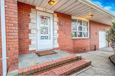 12 Babylon Street, Islip Terrace, NY 11752 - Photo 5