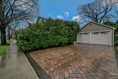 100 Cedar Avenue, Rockville Centre, NY 11570 - Photo 39