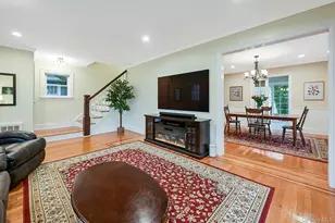 100 Cedar Ave, Rockville Centre, NY 11570 - Photo 11