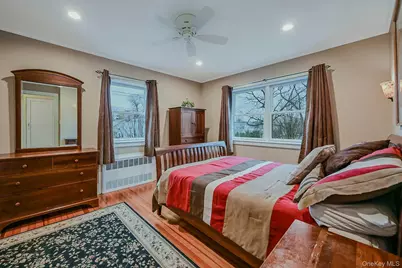 100 Cedar Avenue, Rockville Centre, NY 11570 - Photo 27