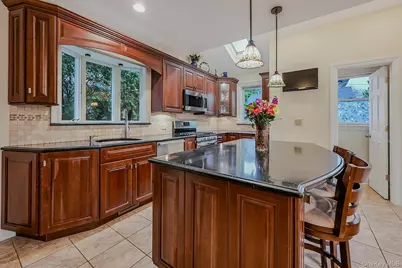 100 Cedar Avenue, Rockville Centre, NY 11570 - Photo 19