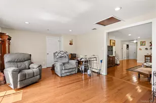 18 Campbell Ln, East Islip, NY 11730 - Photo 5
