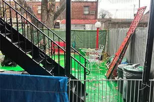 1024 E 214th St, Bronx, NY 10469 - Photo 11