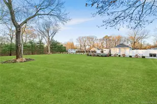 32 Greenport Ave, Medford, NY 11763 - Photo 33