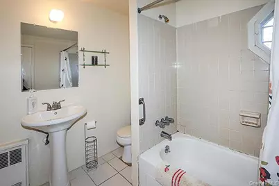 187 Green Avenue, Freeport, NY 11520 - Photo 11