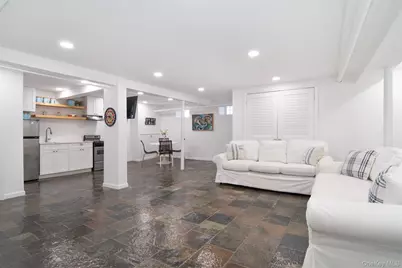 233 Kneeland Avenue, Yonkers, NY 10705 - Photo 41