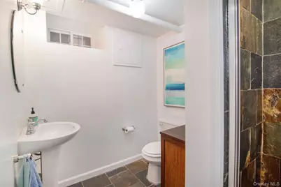 233 Kneeland Avenue, Yonkers, NY 10705 - Photo 45