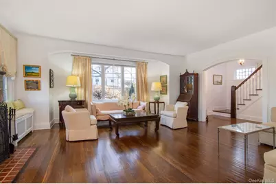 233 Kneeland Avenue, Yonkers, NY 10705 - Photo 15