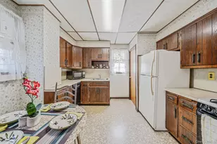 12 Hawthorne St, Williston Park, NY 11596 - Photo 9