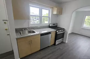 540 E State St, Long Beach, NY 11561 - Photo 9