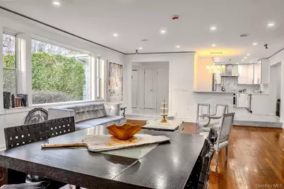 9 Park Place, Great Neck, NY 11024 - Photo 11