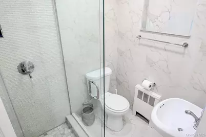 9 Park Place, Great Neck, NY 11024 - Photo 23