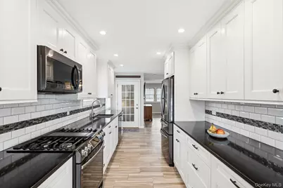 3717 Somerset Drive, Seaford, NY 11783 - Photo 15