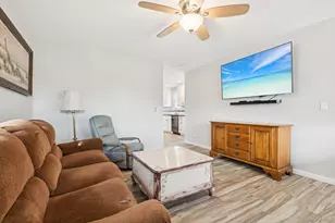 3717 Somerset Dr, Seaford, NY 11783 - Photo 7