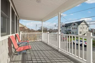 3717 Somerset Dr, Seaford, NY 11783 - Photo 5