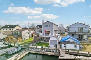 3717 Somerset Dr, Seaford, NY 11783 - Photo 41