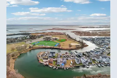 3717 Somerset Drive, Seaford, NY 11783 - Photo 41