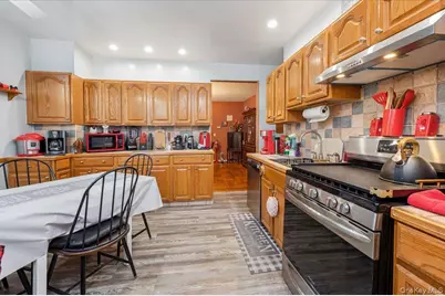 1007 Sackett Avenue, Bronx, NY 10462 - Photo 13