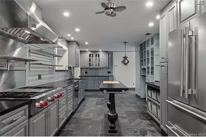 10 Hewitt Drive, Northport, NY 11768 - Photo 7