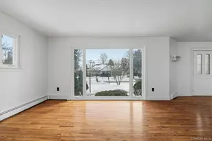 10 Hewitt Dr, Northport, NY 11768 - Photo 35