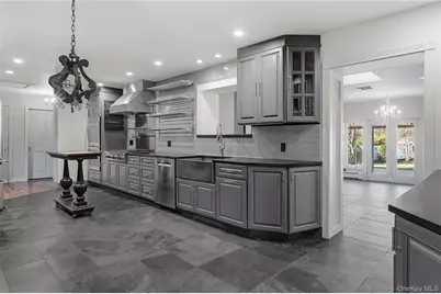 10 Hewitt Drive, Northport, NY 11768 - Photo 5