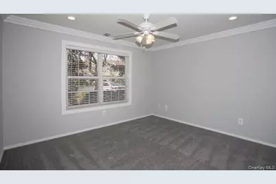 69 Overlook Drive #69, Farmingville, NY 11738 - Photo 9