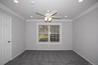 69 Overlook Drive #69, Farmingville, NY 11738 - Photo 7