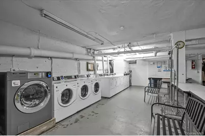 210 Martine Avenue #6M, White Plains, NY 10601 - Photo 13