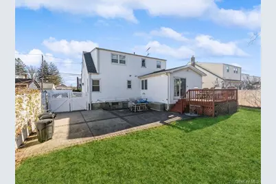 158 Clement Avenue, Elmont, NY 11003 - Photo 21