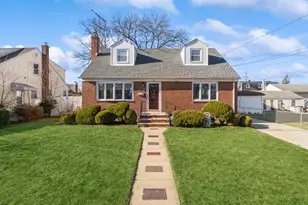 158 Clement Ave, Elmont, NY 11003 - Photo 19