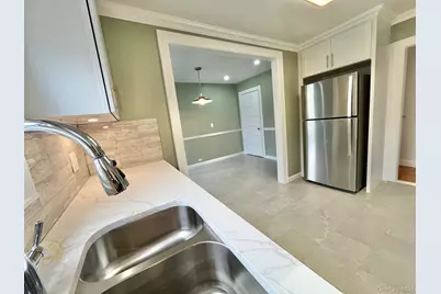 93 Myrtle Boulevard #2, Larchmont, NY 10538 - Photo 5