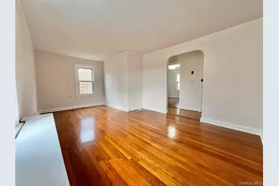 93 Myrtle Boulevard #2, Larchmont, NY 10538 - Photo 9