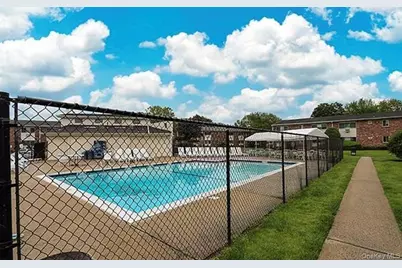 2453 Union  Blvd #32A, Islip, NY 11751 - Photo 11