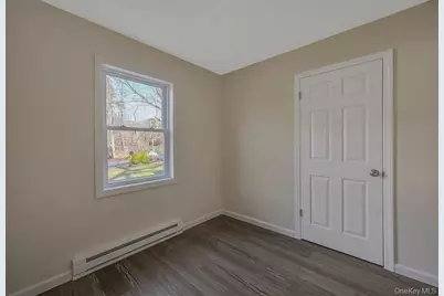 4 Park Lane, Middle Island, NY 11953 - Photo 23