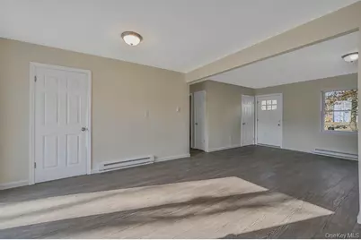 4 Park Lane, Middle Island, NY 11953 - Photo 17