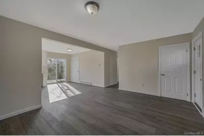 4 Park Lane, Middle Island, NY 11953 - Photo 9