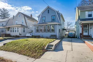 89-60 215th St, Queens Village, NY 11427 - Photo 3