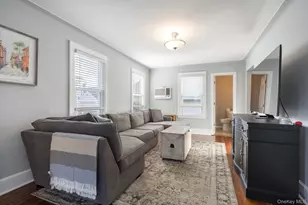 89-60 215th St, Queens Village, NY 11427 - Photo 9