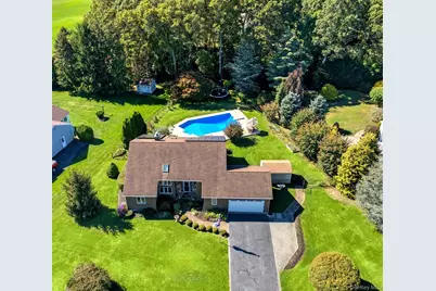 61 Eileen Circle, Jamesport, NY 11947 - Photo 9