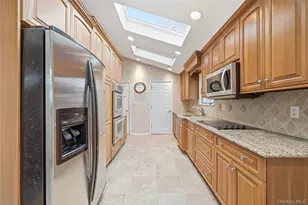 16 Pantzer St, Smithtown, NY 11787 - Photo 13