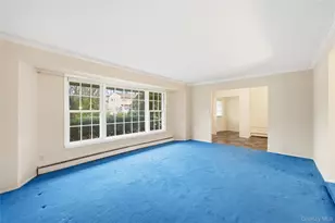 16 Pantzer St, Smithtown, NY 11787 - Photo 7