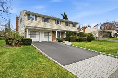 16 Pantzer Street, Smithtown, NY 11787 - Photo 3